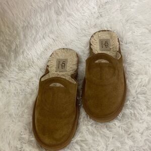 UGG X TELFAR SCUFF WOMEN SUEDE SLIPPERS.SIZE- 6.